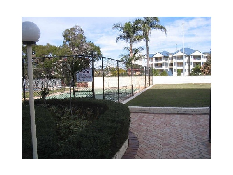 32/89 Thorn Street, Kangaroo Point QLD 4169