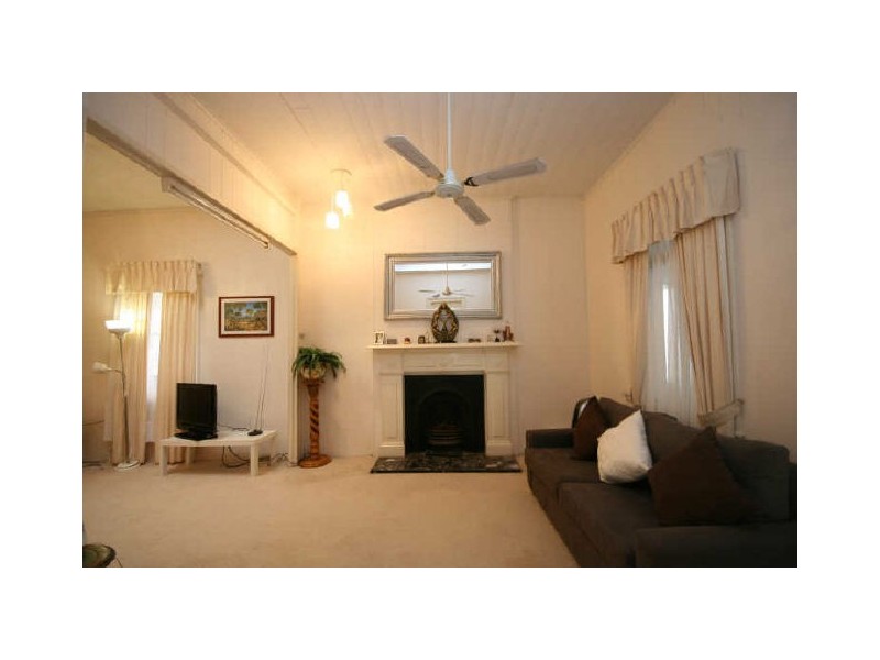 110 Baines Street, Kangaroo Point QLD 4169
