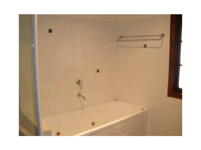 75 Longlands Street, East Brisbane QLD 4169