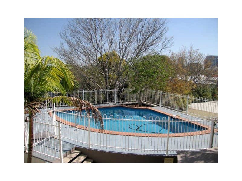 East Brisbane QLD 4169