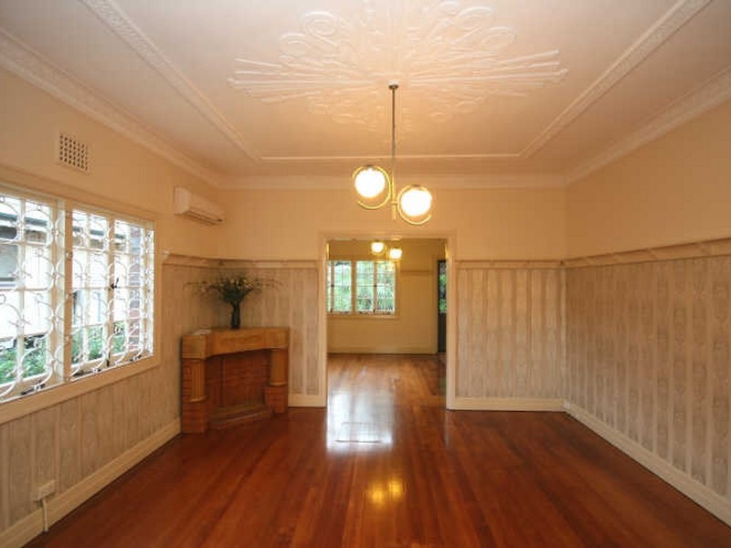 3 Fisher Street, East Brisbane QLD 4169