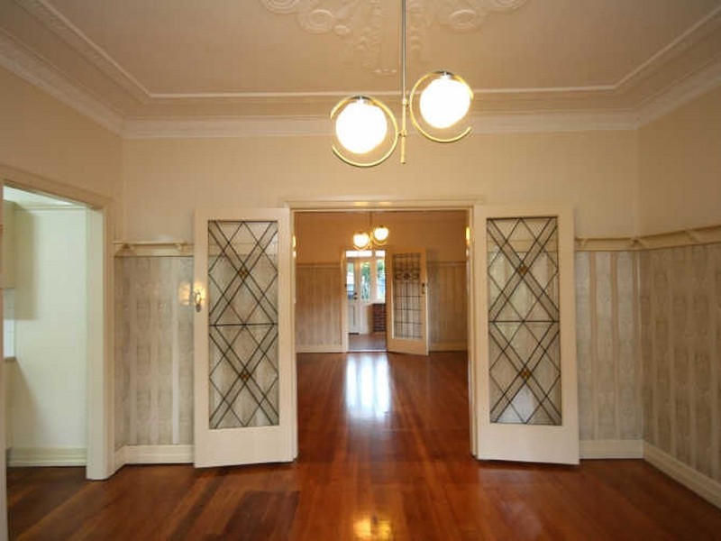 3 Fisher Street, East Brisbane QLD 4169