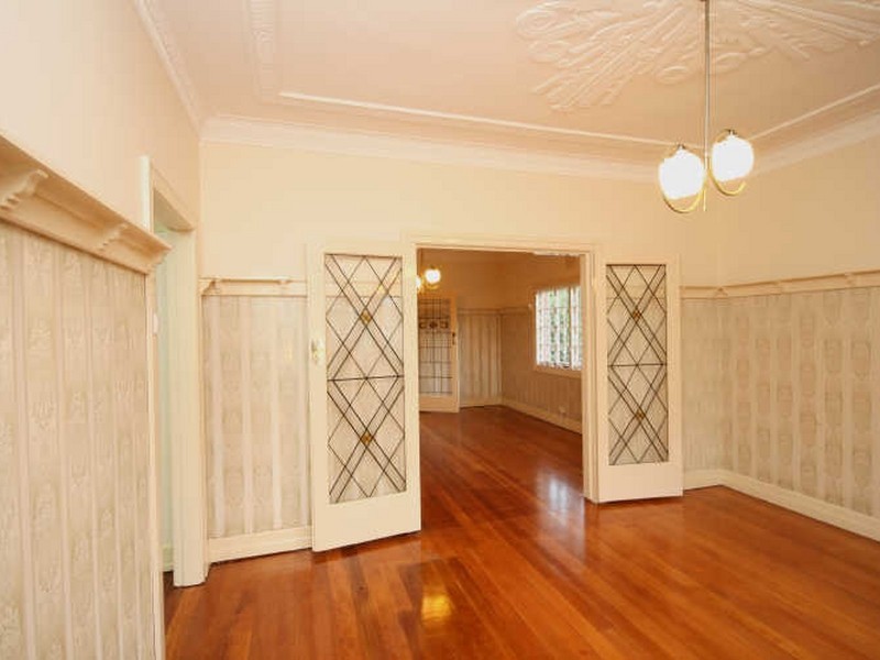 3 Fisher Street, East Brisbane QLD 4169