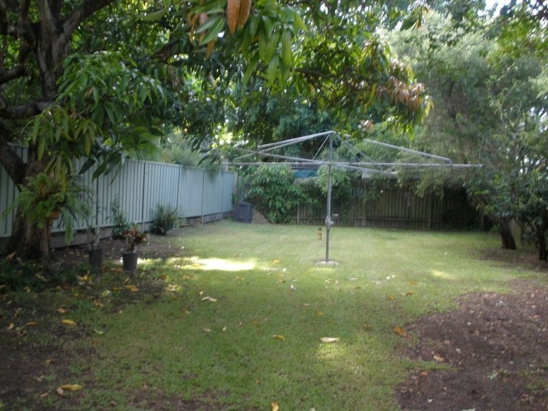 33 Didsbury Street, East Brisbane QLD 4169