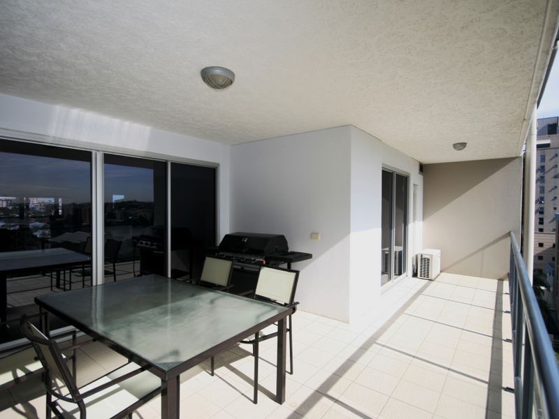 23/19 Thorn Street, Kangaroo Point QLD 4169