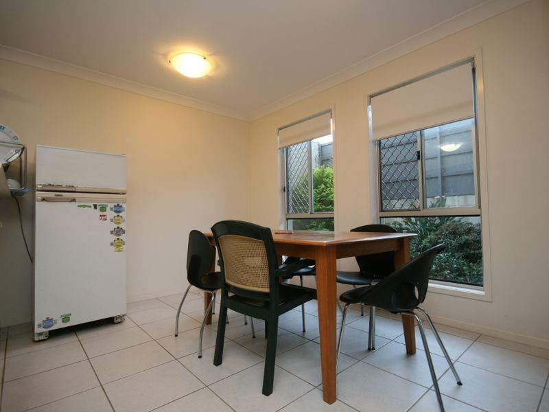 25/915 Stanley Street, East Brisbane QLD 4169