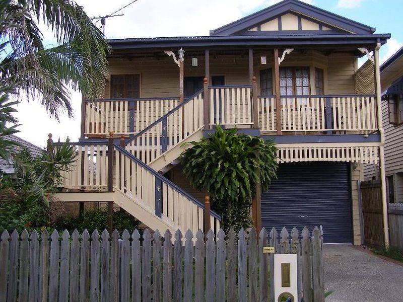 75 Maynard Street, Woolloongabba QLD 4102