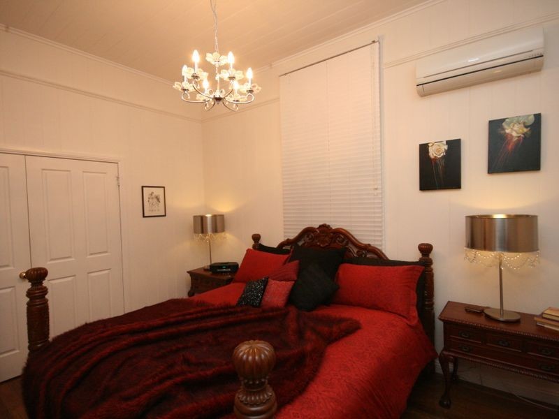 4 Fisher Street, East Brisbane QLD 4169