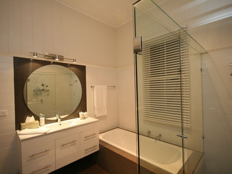 4 Fisher Street, East Brisbane QLD 4169