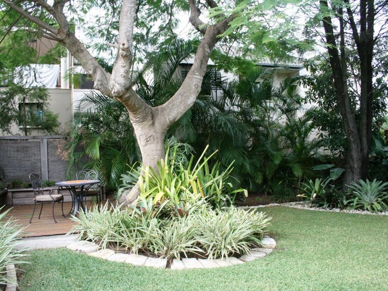 4 Fisher Street, East Brisbane QLD 4169