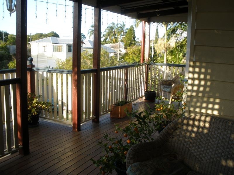 73 Maynard Street, Woolloongabba QLD 4102