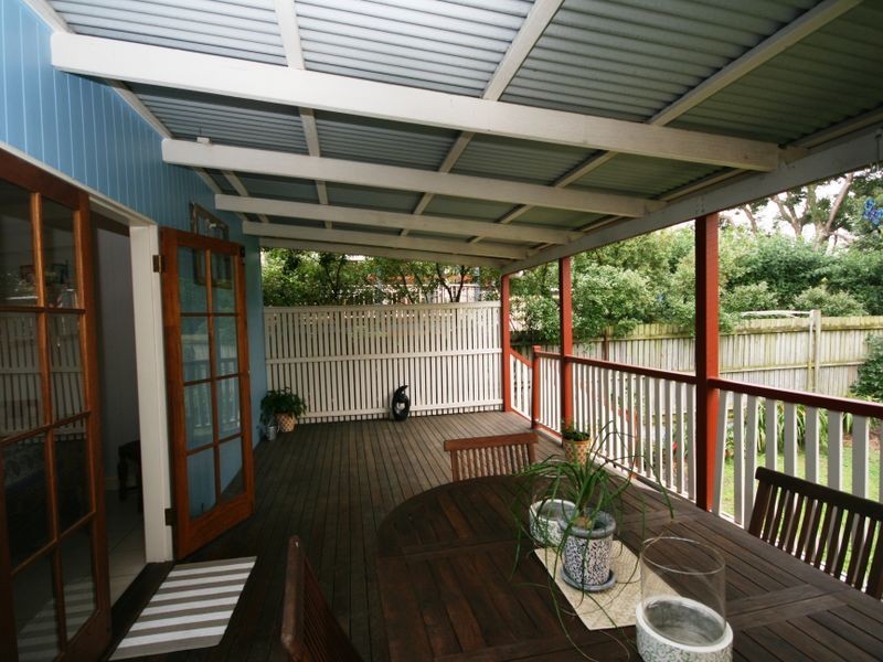 76 Norman Street, East Brisbane QLD 4169