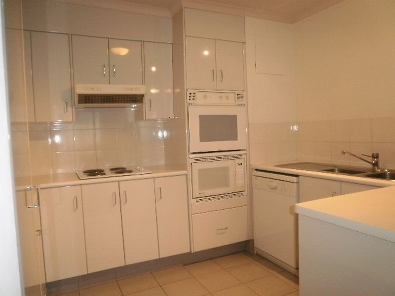 10/57 Lambert St, Kangaroo Point QLD 4169