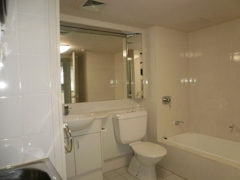 10/57 Lambert St, Kangaroo Point QLD 4169