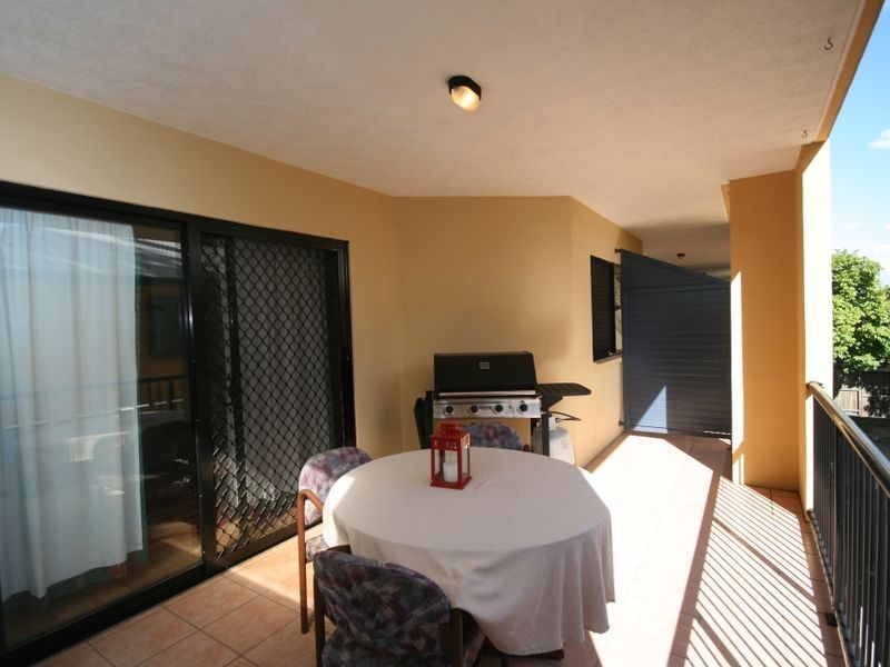 1/64 Longlands Street, East Brisbane QLD 4169