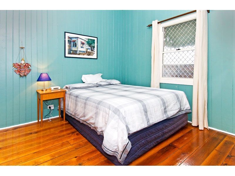 23 Sword, Woolloongabba QLD 4102