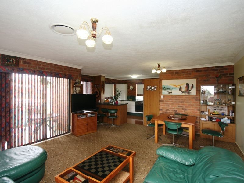 17 Geelong Street, East Brisbane QLD 4169