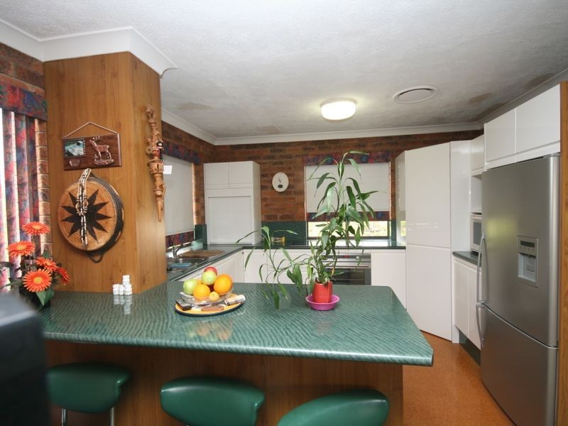 17 Geelong Street, East Brisbane QLD 4169