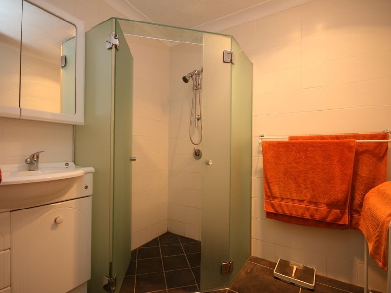 17 Geelong Street, East Brisbane QLD 4169