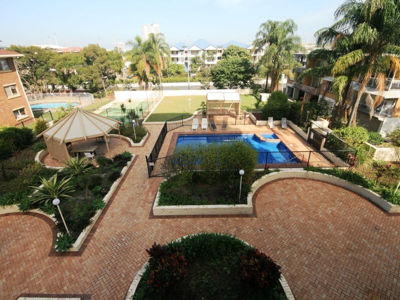 8/89 Thorn St, Kangaroo Point QLD 4169