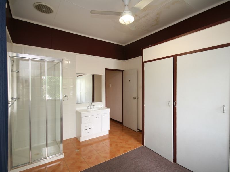 45 Deshon Street, Woolloongabba QLD 4102