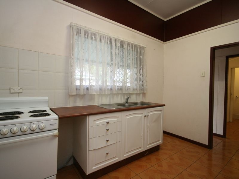 45 Deshon Street, Woolloongabba QLD 4102