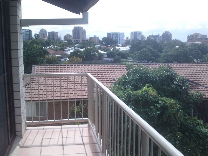 8/62 Bromley St, Kangaroo Point QLD 4169