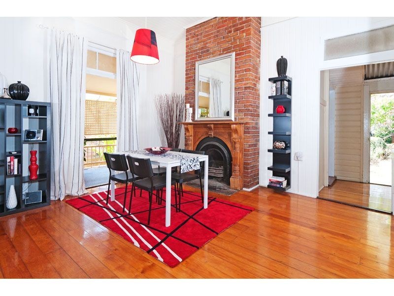 15 Latrobe Street, East Brisbane QLD 4169