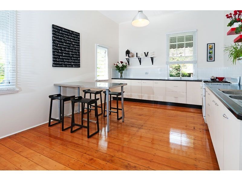 15 Latrobe Street, East Brisbane QLD 4169