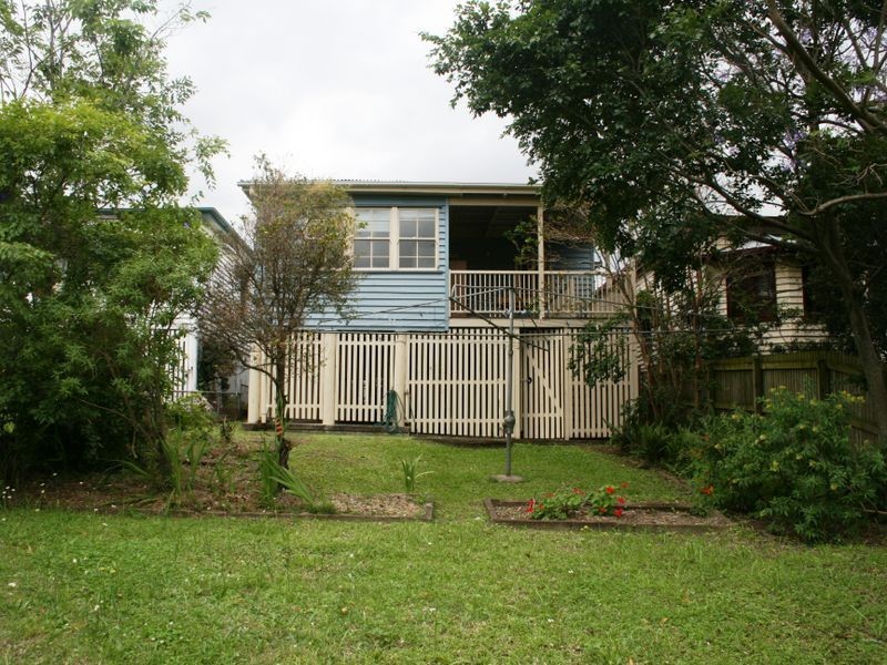 33 Heidelberg Street, East Brisbane QLD 4169