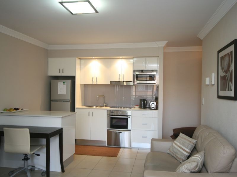 9/204 Wellington Road, Kangaroo Point QLD 4169