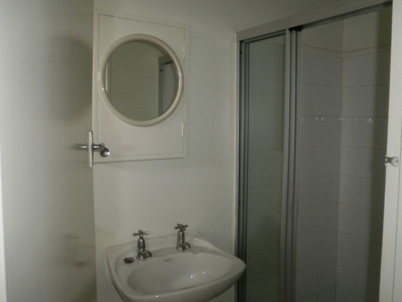 104 Bromley Street, Kangaroo Point QLD 4169