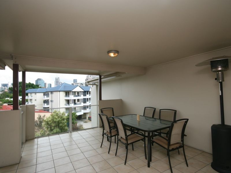 14/275 Shafston Avenue, Kangaroo Point QLD 4169