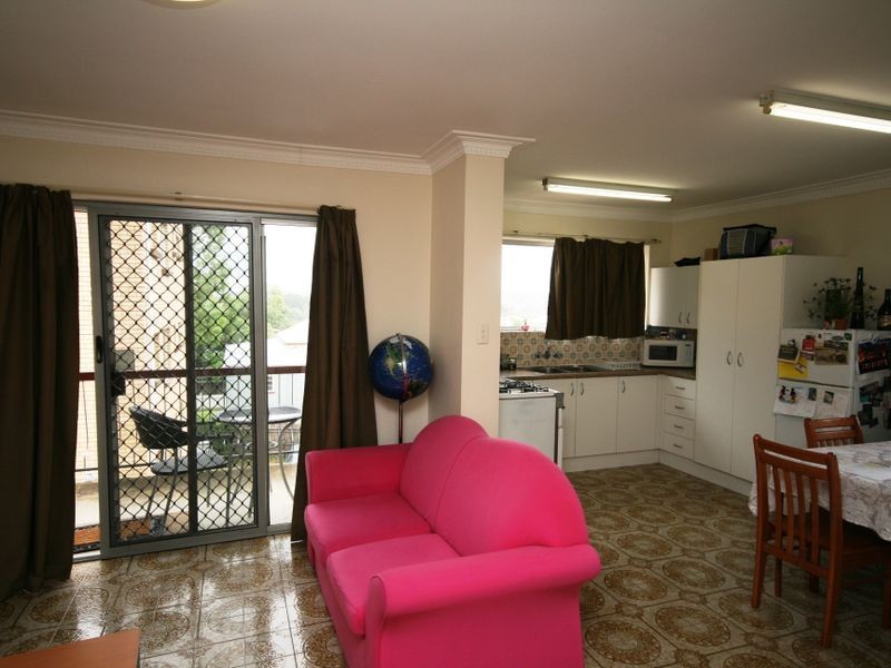 8/7 Lomond Tce, East Brisbane QLD 4169