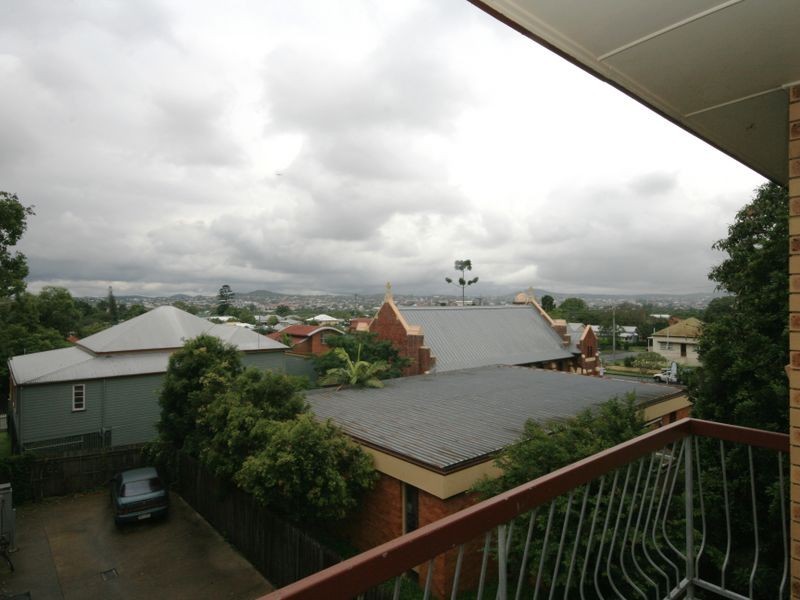 8/7 Lomond Tce, East Brisbane QLD 4169