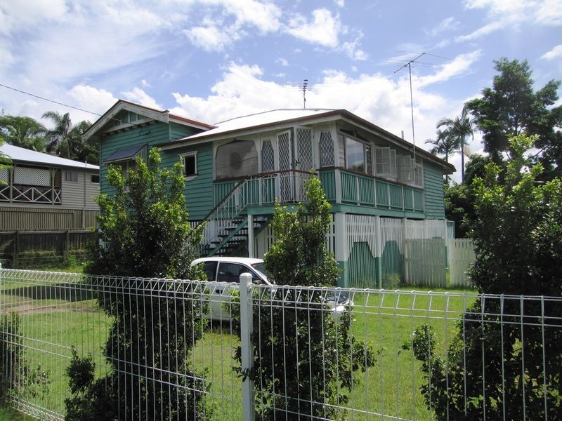 25 Balmoral Street, Hawthorne QLD 4171