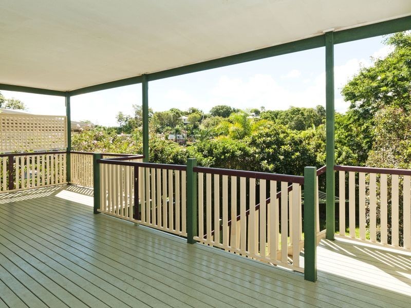 24 Thynne Avenue, Norman Park QLD 4170