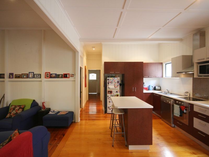 27 Latrobe Street, East Brisbane QLD 4169