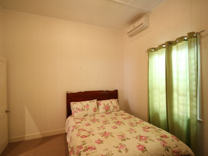 27 Latrobe Street, East Brisbane QLD 4169