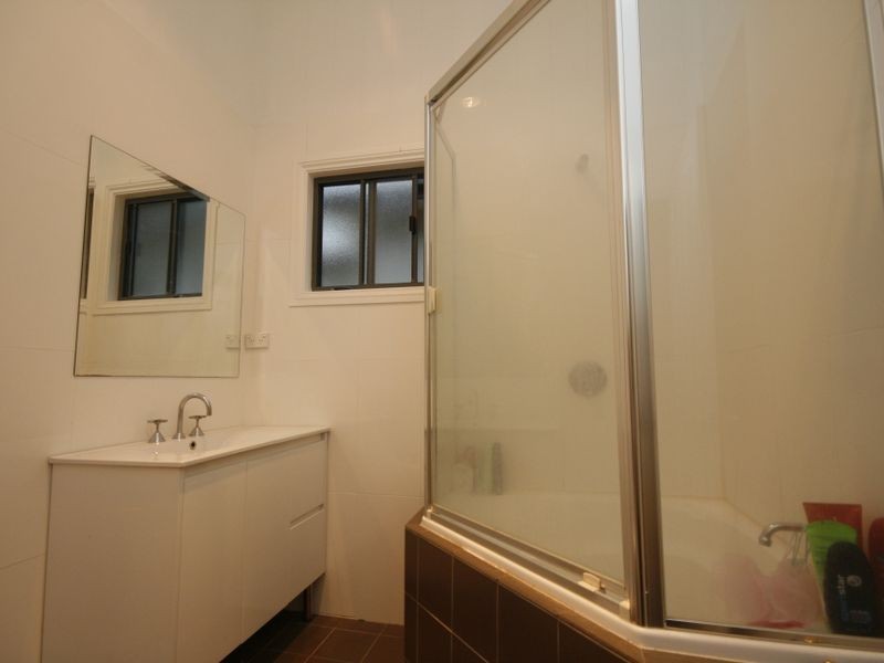 27 Latrobe Street, East Brisbane QLD 4169