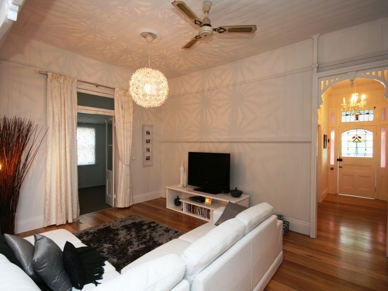 57 Northcote Street, East Brisbane QLD 4169