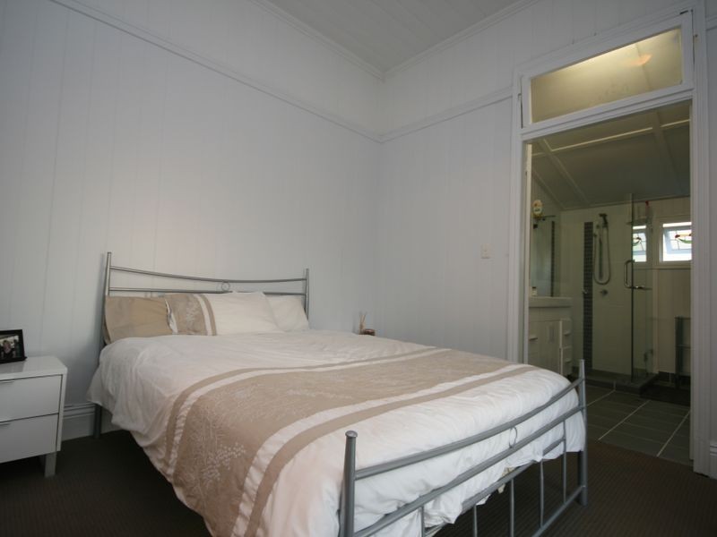 57 Northcote Street, East Brisbane QLD 4169