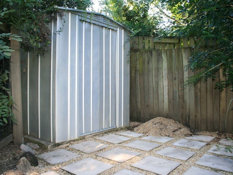 30 Barker Street, East Brisbane QLD 4169