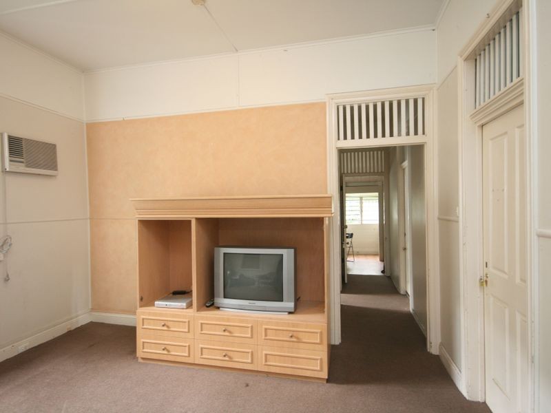 33 Latrobe Street, East Brisbane QLD 4169