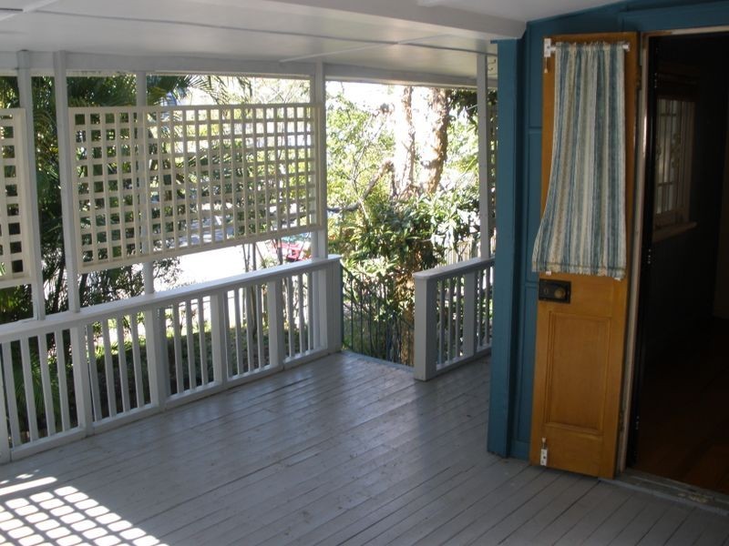 81 Longlands Street, East Brisbane QLD 4169