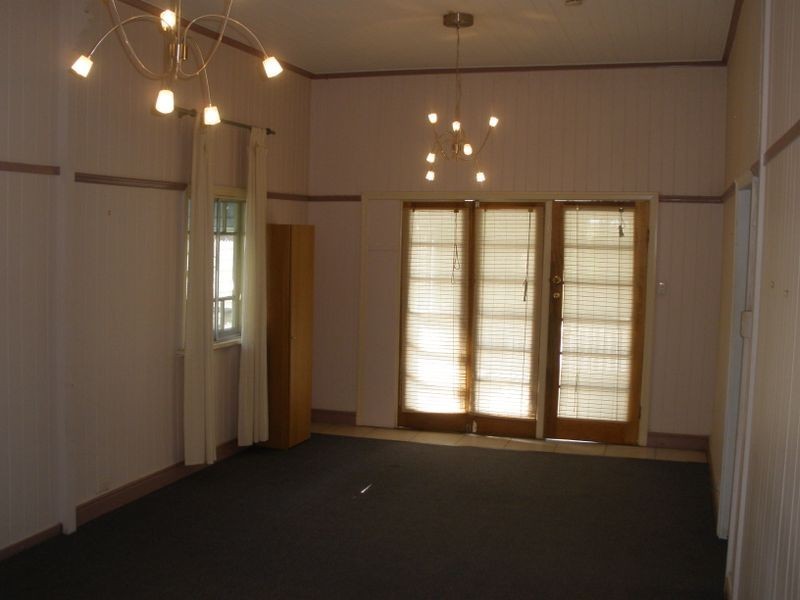 81 Longlands Street, East Brisbane QLD 4169