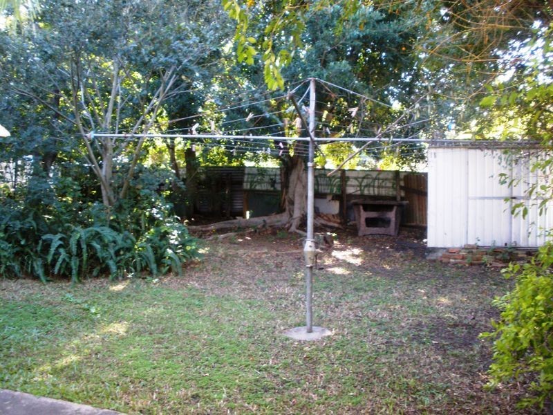 31 Henry Street, Woolloongabba QLD 4102