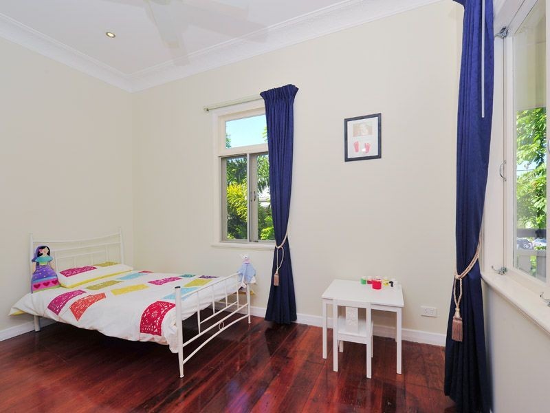 14 Northcote Street, East Brisbane QLD 4169