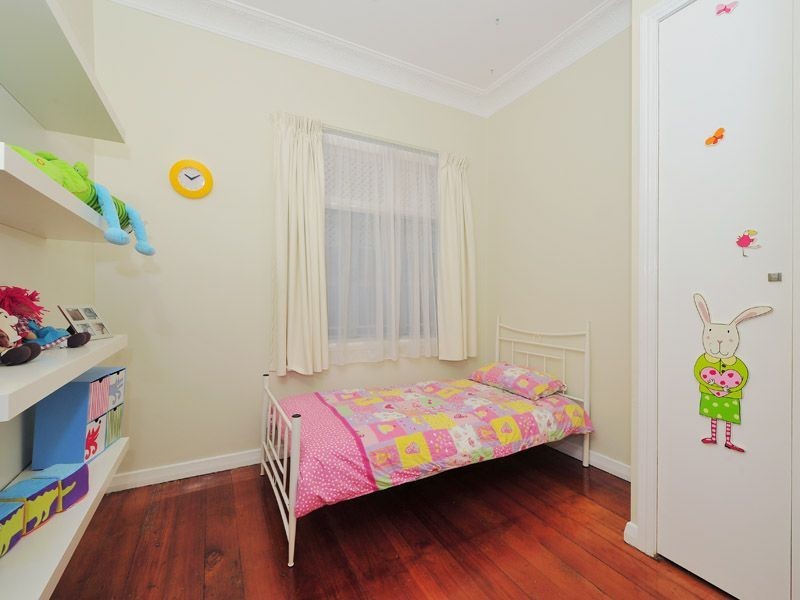 14 Northcote Street, East Brisbane QLD 4169