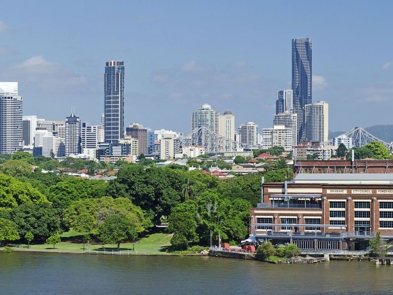 55 Wendell St, Norman Park QLD 4170